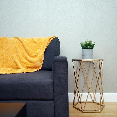The View - Long Stay Offer - Modern Central Apartment And Parking By Cto Serviced Apartments 카디프 외부 사진