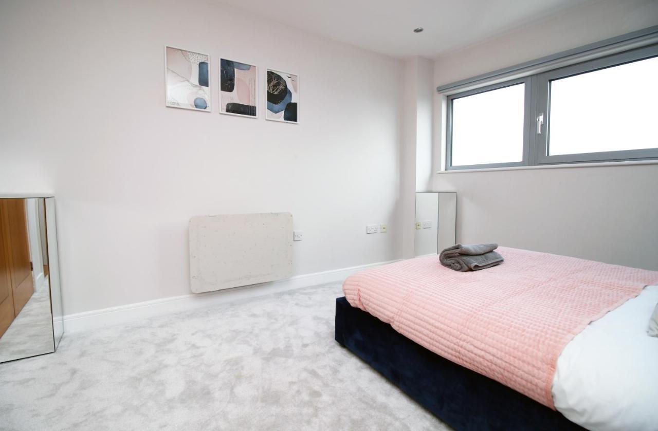 The View - Long Stay Offer - Modern Central Apartment And Parking By Cto Serviced Apartments 카디프 외부 사진